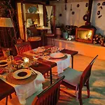 Beyaz Kapi Boutique לינה וארוחת בוקר 4*