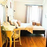 לינה וארוחת בוקר Beyaz Kapi Boutique 4*