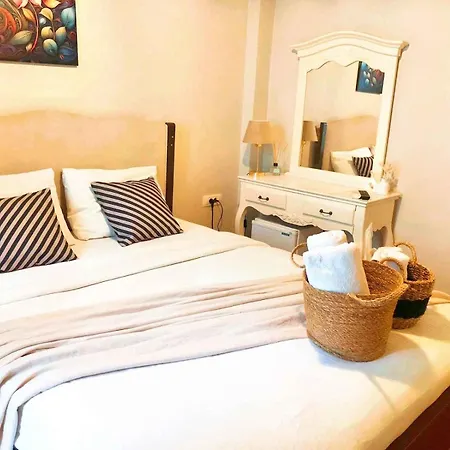 Beyaz Kapi Boutique B&B 알라카티