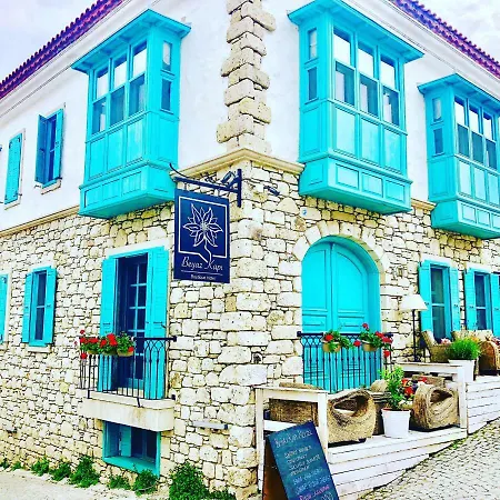 Beyaz Kapi Boutique 2*