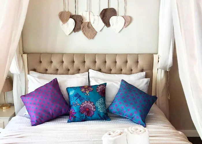 Beyaz Kapi Boutique