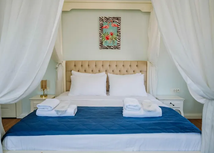 Oda ve Kahvaltı Beyaz Kapi Boutique 4*